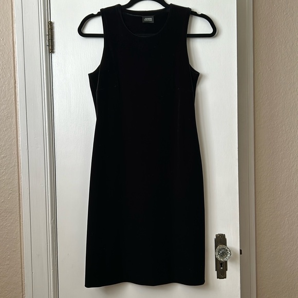 JACOB Classic LBD - Picture 1 of 5